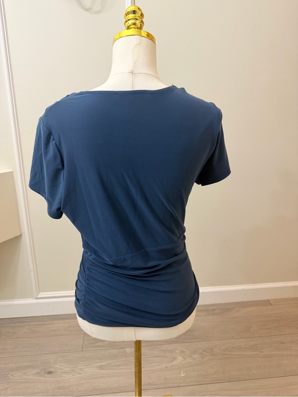 White House Black Market Navy Short-Sleeve Draped Top with Ring Accent - Picture 4 of 6